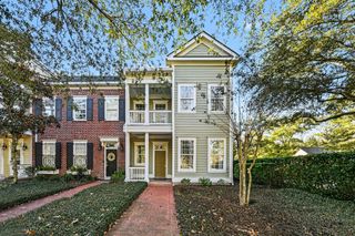 1791 Tennyson Row 11, Mount Pleasant, SC 29466