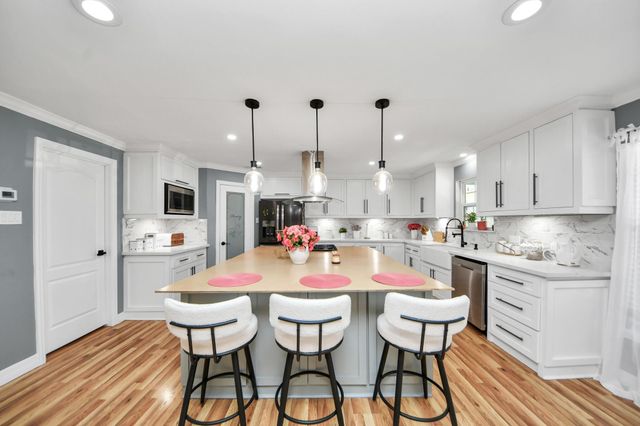 321 Reid Street, Houston, TX 77022