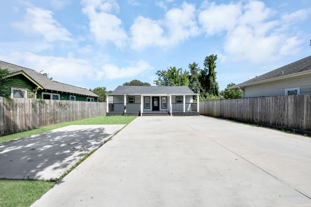 321 Reid Street, Houston, TX 77022