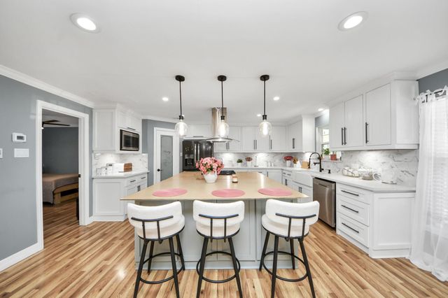 321 Reid Street, Houston, TX 77022
