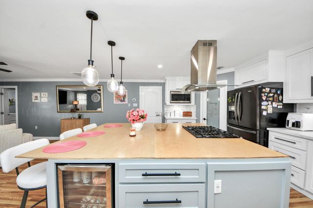 321 Reid Street, Houston, TX 77022