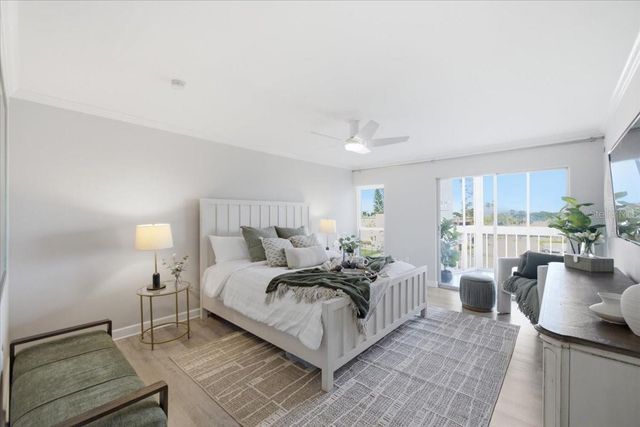 4908 38TH WAY S 401, St Petersburg, FL 33711