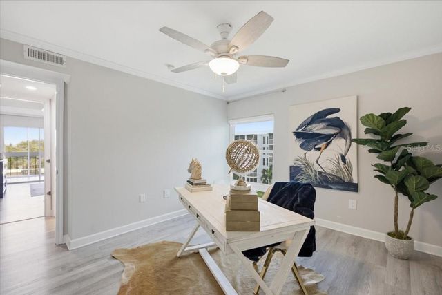 4908 38TH WAY S 401, St Petersburg, FL 33711