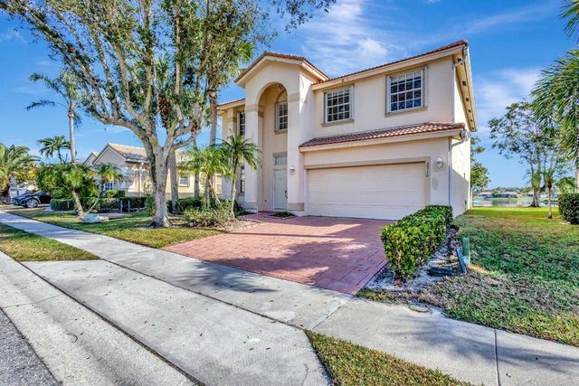 2716 San Andros, West Palm Beach, FL 33411