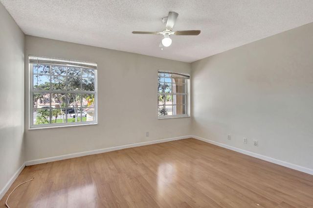 2716 San Andros, West Palm Beach, FL 33411