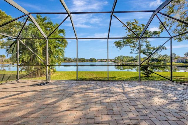 2716 San Andros, West Palm Beach, FL 33411