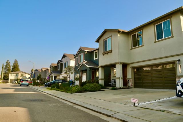 1770 Flaxen Ct, Manteca, CA 95337