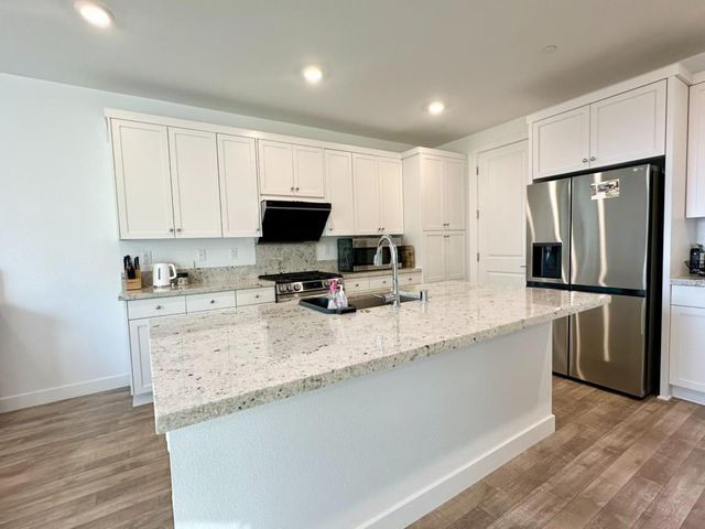 1770 Flaxen Ct, Manteca, CA 95337