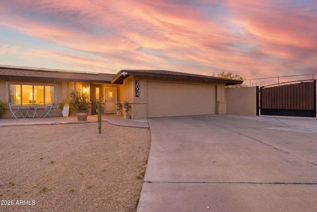 2054 E DOWNING Street, Mesa, AZ 85213