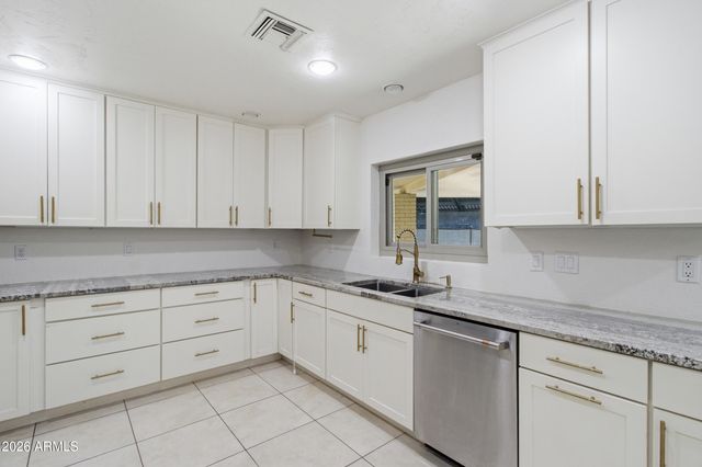 2054 E DOWNING Street, Mesa, AZ 85213