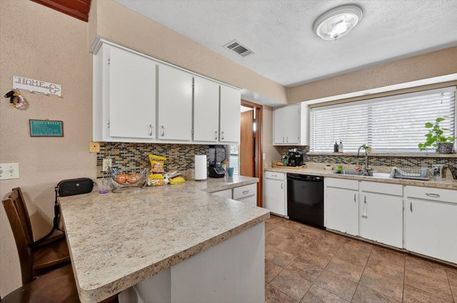 3921 Timberidge Drive, Irving, TX 75038