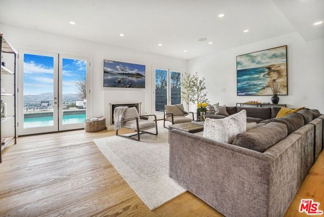 3485 Ridgeford Drive, Westlake Village, CA 91361