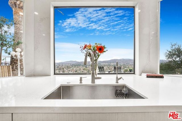3485 Ridgeford Drive, Westlake Village, CA 91361