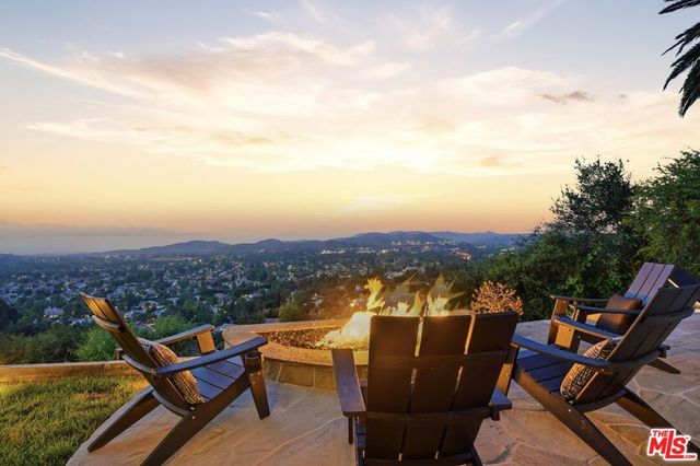 3485 Ridgeford Drive, Westlake Village, CA 91361