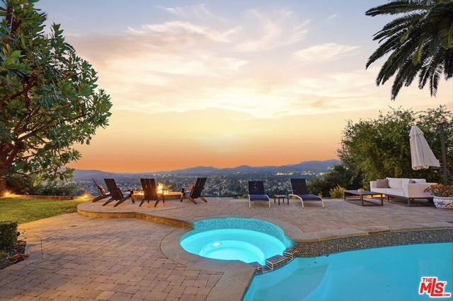 3485 Ridgeford Drive, Westlake Village, CA 91361
