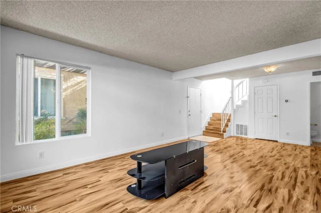 12310 Runnymede 1, North Hollywood, CA 91605