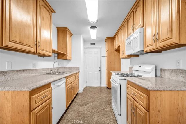 12310 Runnymede 1, North Hollywood, CA 91605
