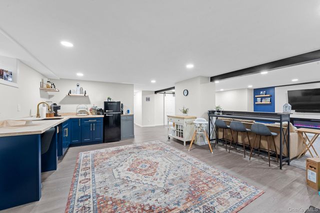 821 Peconic Street, Ronkonkoma, NY 11779