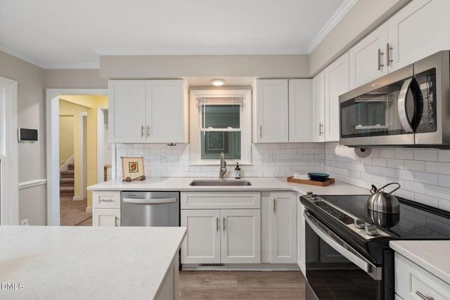 3116 Avondale Court, Raleigh, NC 27613