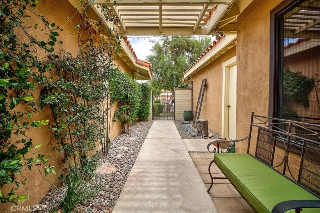 299 Tolosa, Palm Desert, CA 92260