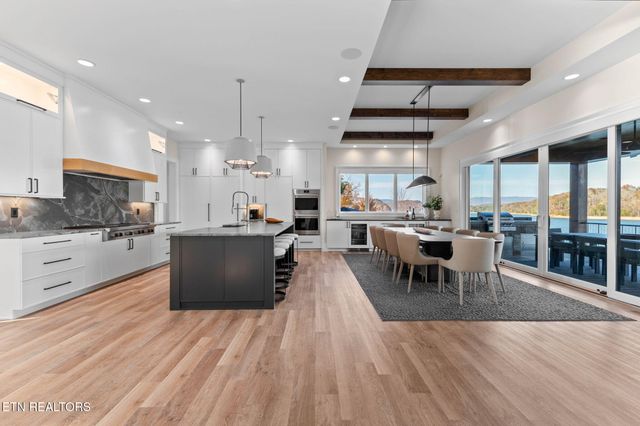 135 Crown Jewel Lane, Lafollette, TN 37766