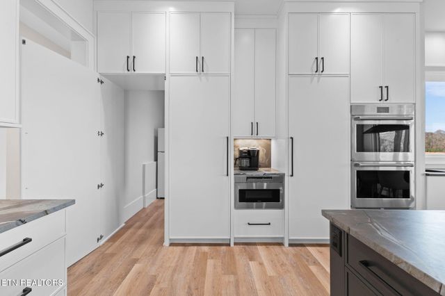 135 Crown Jewel Lane, Lafollette, TN 37766