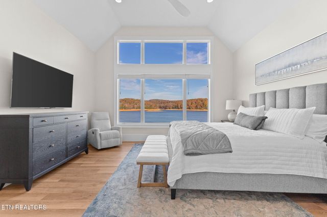 135 Crown Jewel Lane, Lafollette, TN 37766