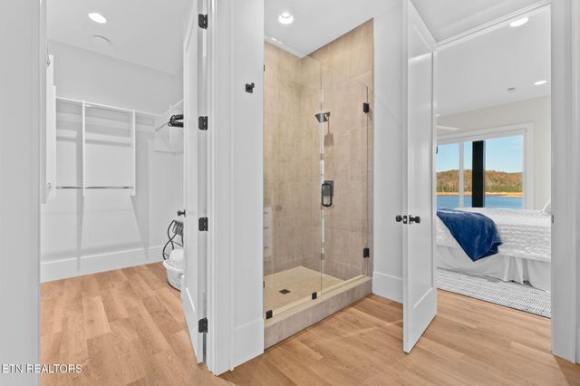 135 Crown Jewel Lane, Lafollette, TN 37766