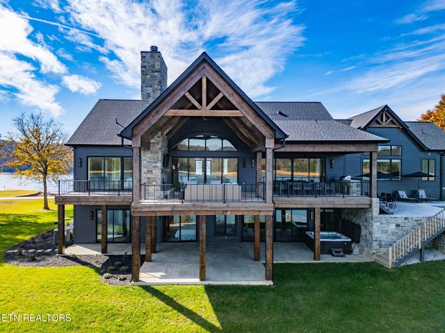 135 Crown Jewel Lane, Lafollette, TN 37766