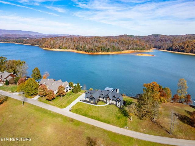 135 Crown Jewel Lane, Lafollette, TN 37766