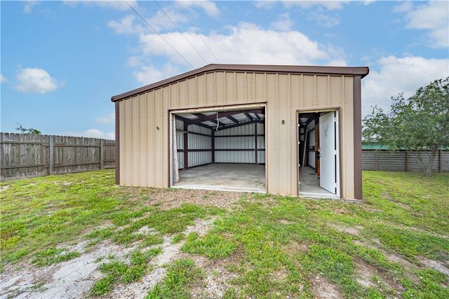 501 Jane St, Corpus Christi, TX 78418