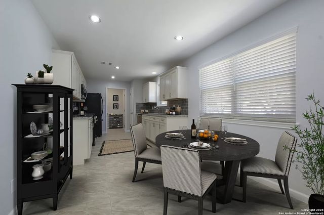 7246 FLAMING FOREST ST, San Antonio, TX 78250