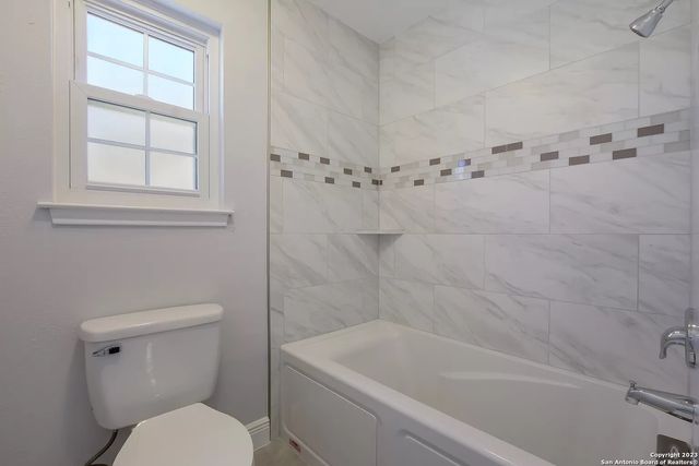 7246 FLAMING FOREST ST, San Antonio, TX 78250