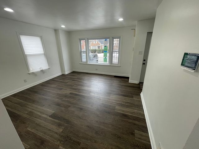 228 E 141st Street, Dolton, IL 60419