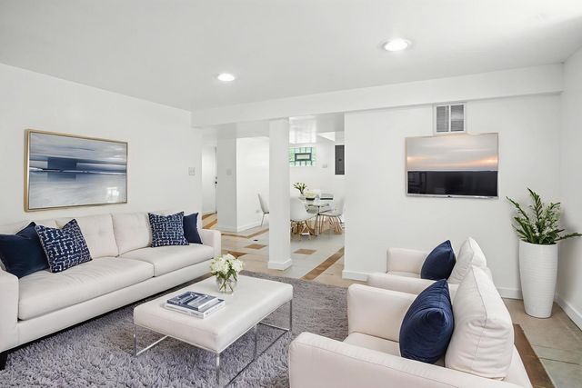 228 E 141st Street, Dolton, IL 60419