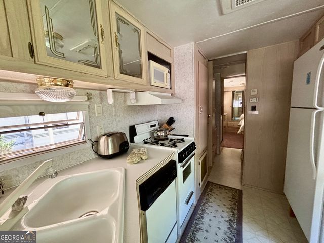 345 Hidden Valley Road, Cleveland, GA 30528