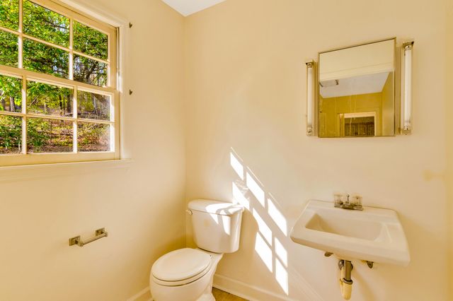 408 Fort Trace Road, Lookout Mountain, GA 30750