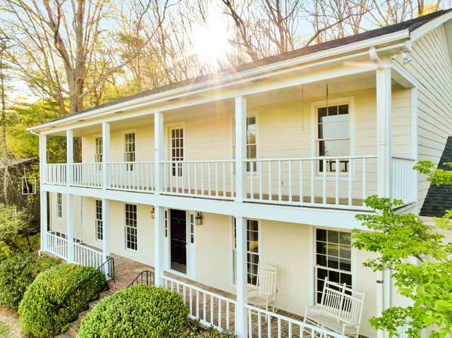 408 Fort Trace Road, Lookout Mountain, GA 30750