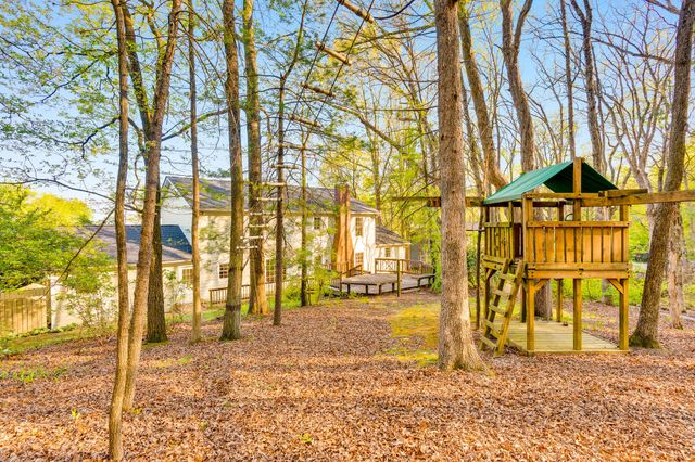 408 Fort Trace Road, Lookout Mountain, GA 30750