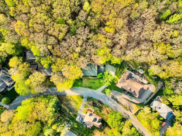 408 Fort Trace Road, Lookout Mountain, GA 30750
