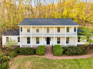 408 Fort Trace Road, Lookout Mountain, GA 30750
