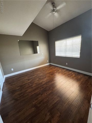 5146 South JONES BL Boulevard 201, Las Vegas, NV 89118