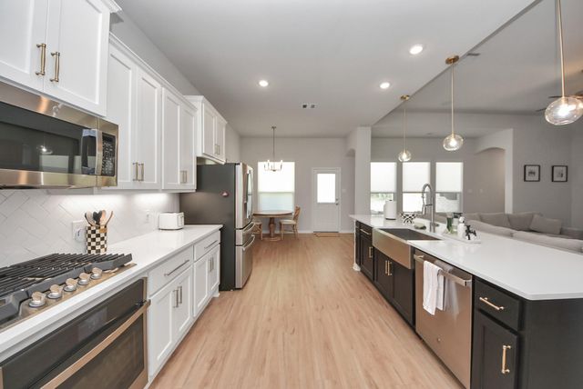 267 Road 6613, Dayton, TX 77535