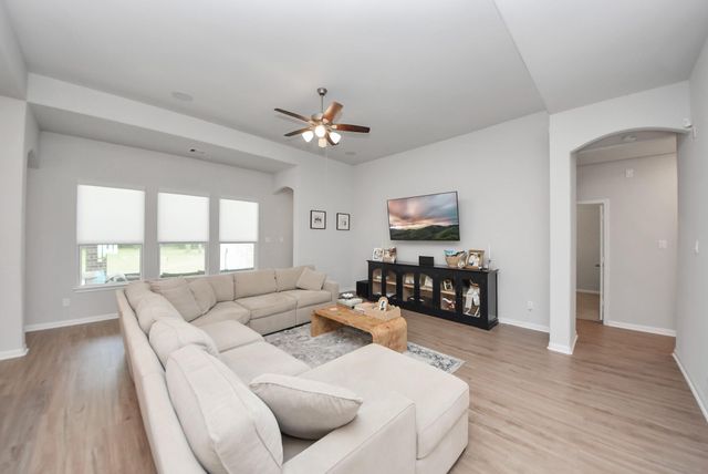 267 Road 6613, Dayton, TX 77535