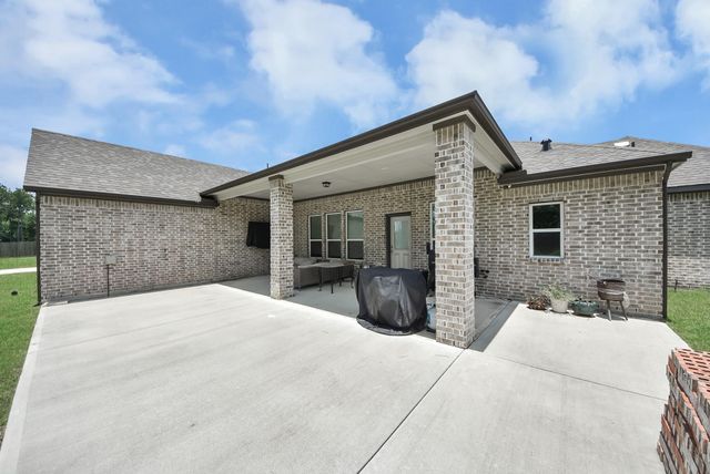 267 Road 6613, Dayton, TX 77535