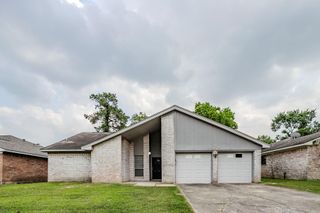 5606 Cypressgate Drive, Spring, TX 77373