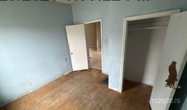 1410 AVE J, Council Bluffs, IA 51501