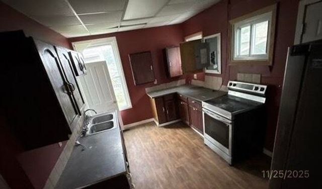 1410 AVE J, Council Bluffs, IA 51501