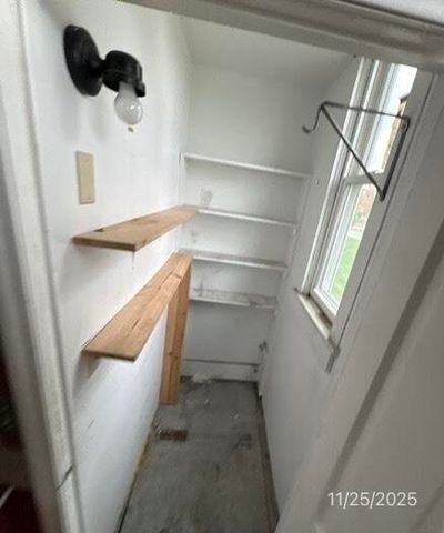 1410 AVE J, Council Bluffs, IA 51501