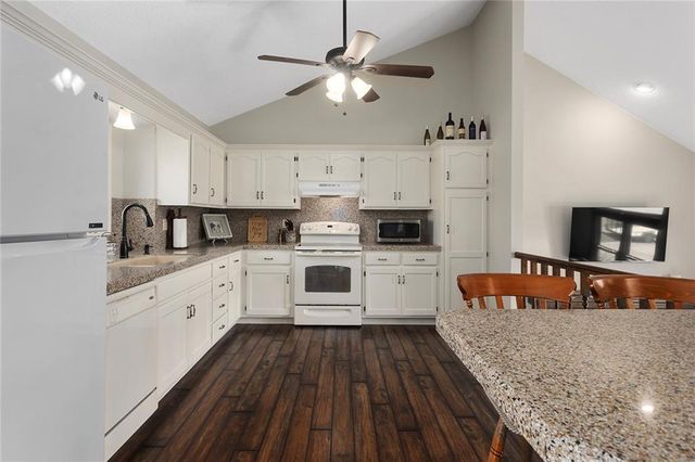 12890 Bethel Terrace, Platte City, MO 64079